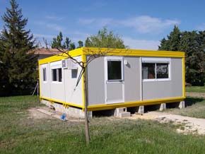 ensemble-bungalows-sur-mesures-jaune