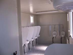 camping-sanitaire-sur-mesures-2wc-10urinoirs