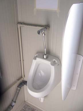 urinoir-sanitaire-PMR-sur-mesures-2wc-1douche-1urinoir