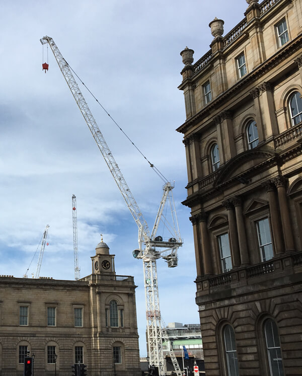 ctl-1600-on-job-site-in-edinburgh-scotland