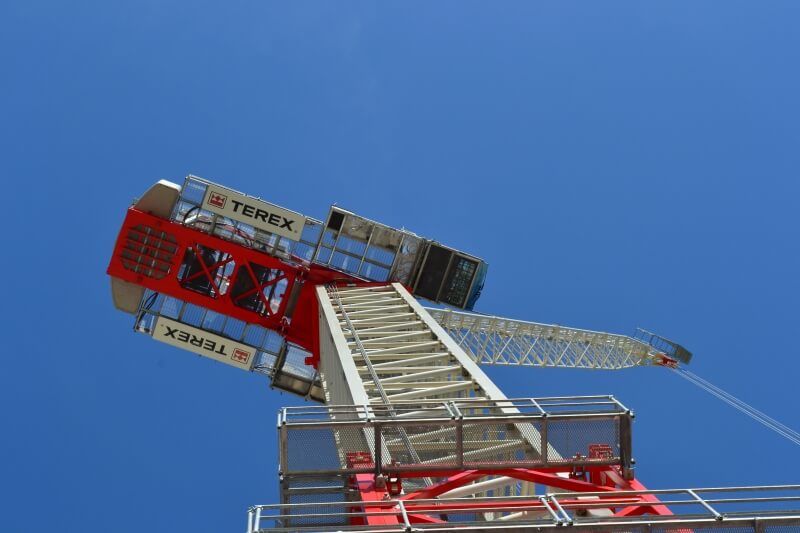 terex-ctl-272-18-view-looking-up-at-cabin-level